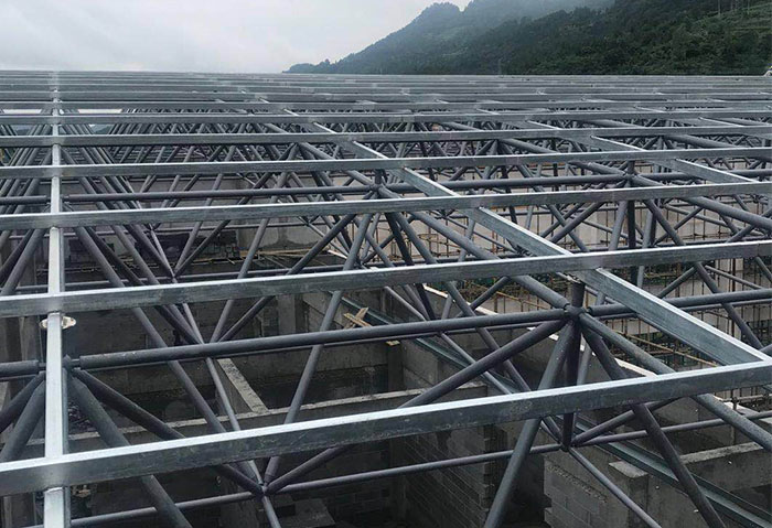 玉门仁怀冠英学校艺体楼网架